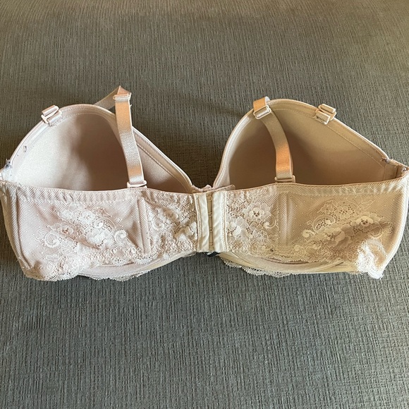 Torrid Bra - Picture 2 of 3
